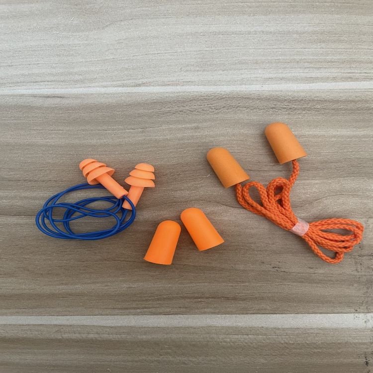 Popular Eco-Friendly Small Waterproof Soft Ear Plugs Antinoise Hearing Protection for Swimmers