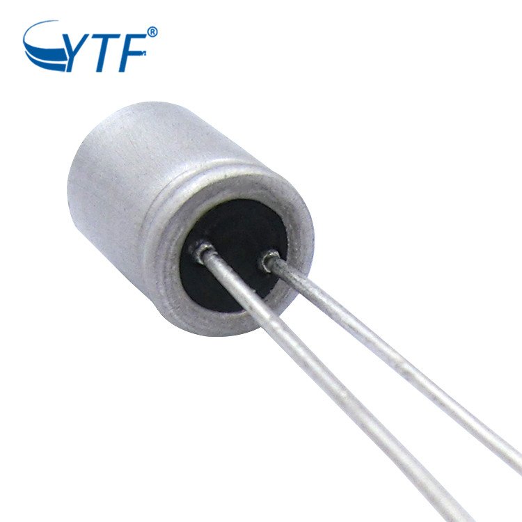 New Product 6.3V 560uF Photo Flash Solid Electrolytic Capacitor