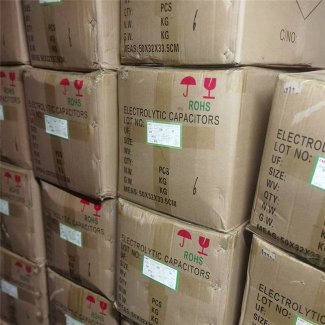 China Wholesale 6*7*3mm Capacitor Aluminum Electrolytic Capacitor 16V 220uf capacitors