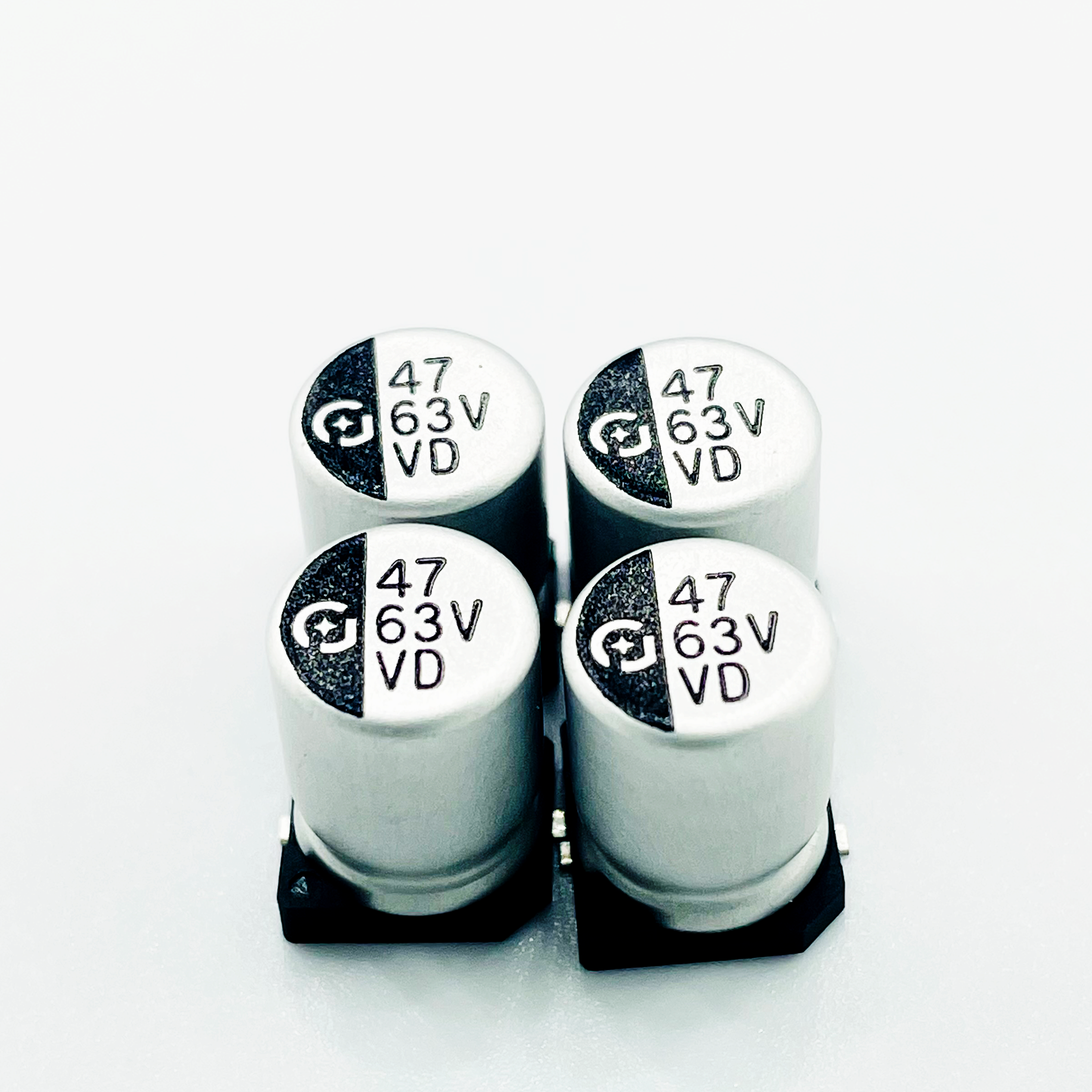 Low impedance patch aluminum electrolytic capacitor