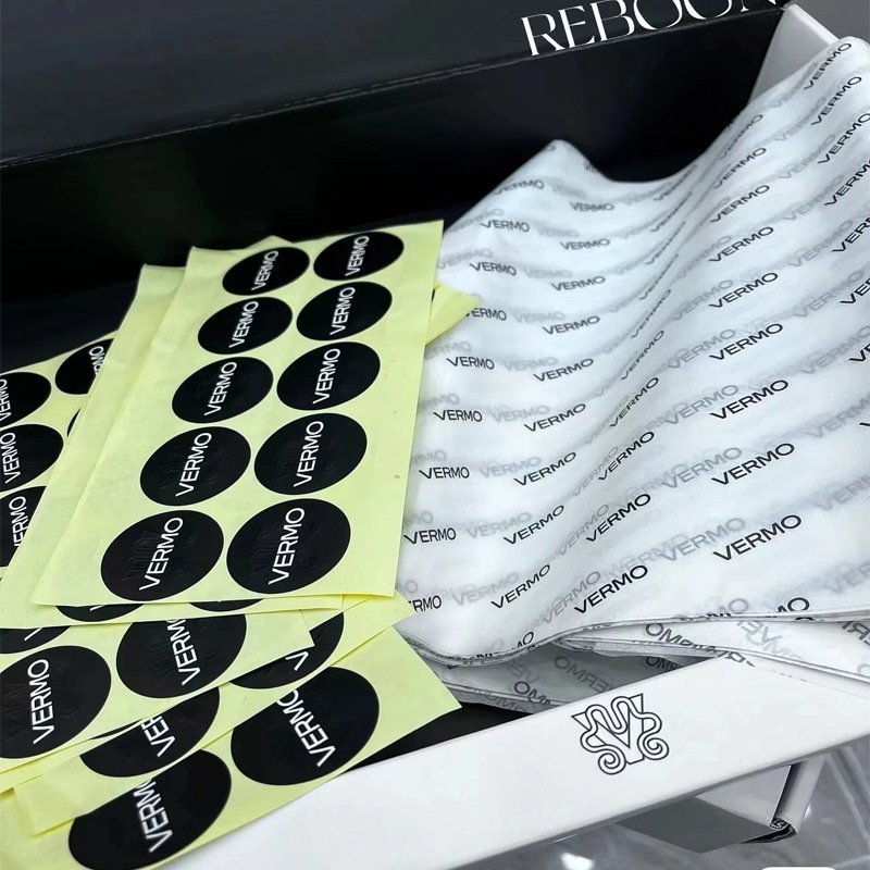 Vinyl Boxes Paper Label Stickers Custom Logo Stickers Transparent Low MOQ Adhesive Waterproof for Printing OEM Fashionable