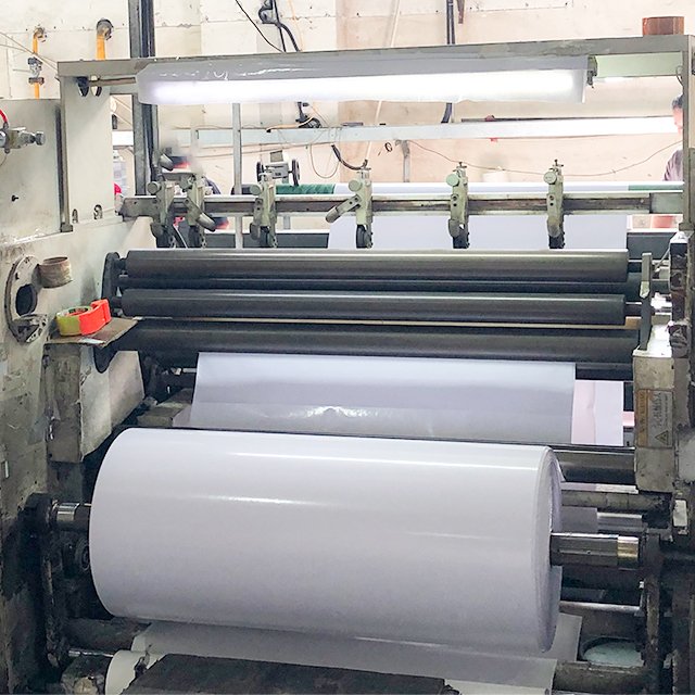 Promotional Price Raw Material Custom Logo Printing High Smoothness Adhesive Paper Film Wockhardt Labels Hot Glue