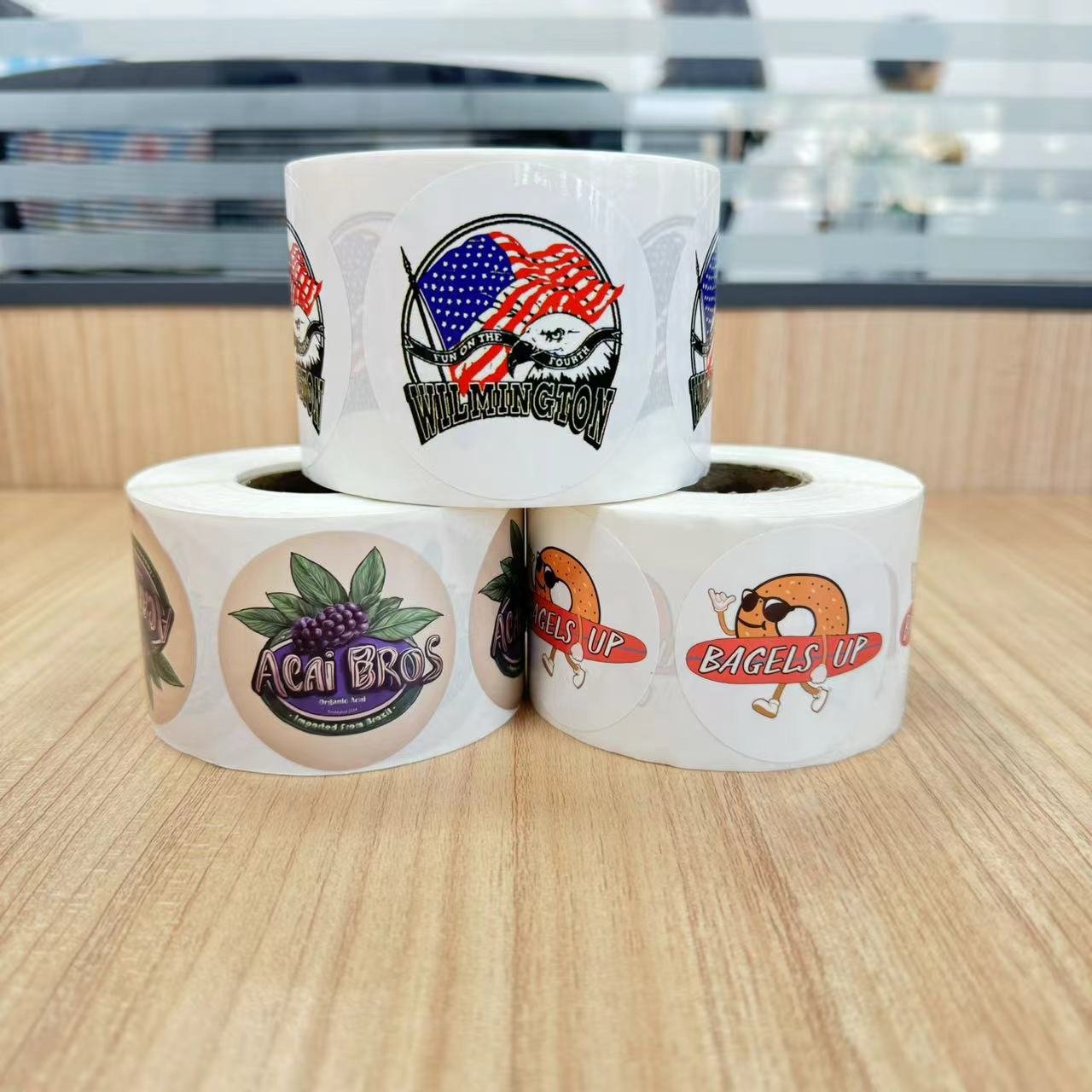Private Design Product Labels Self Adhesive Vinyl Round circle Waterproof Sticker Roll Logo Custom Paper Printing