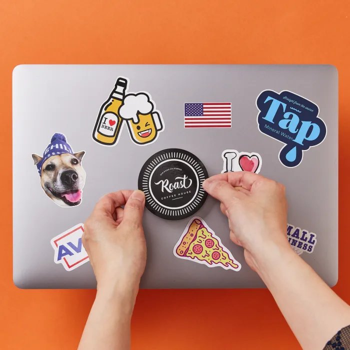 Custom Logo UV-Proof Waterproof Die Cut Sticker Label Premium Glossy Vinyl PVC Holographic round Adhesion Sticker No MOQ