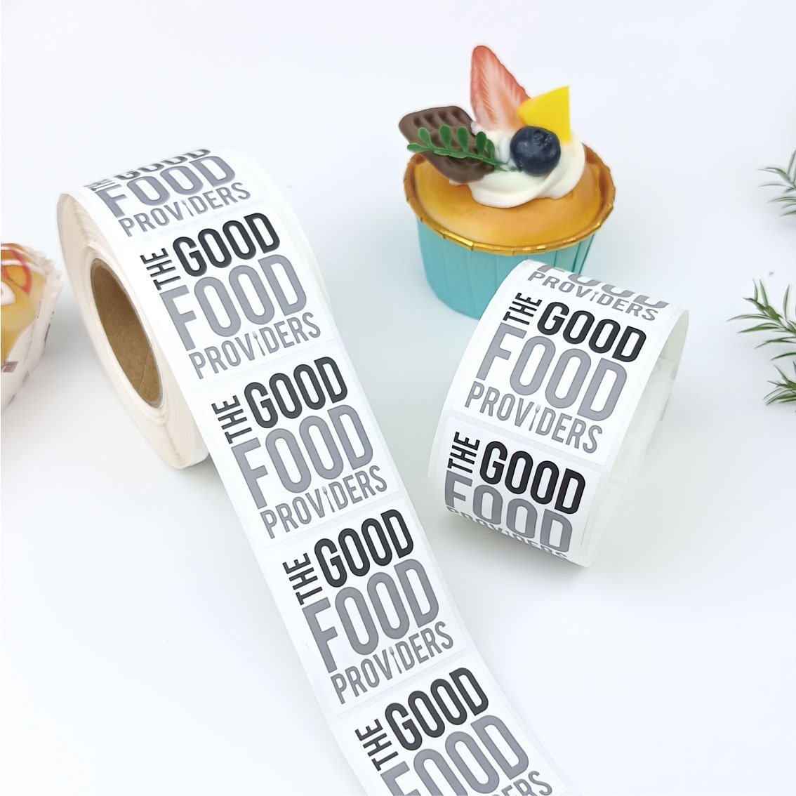 Custom sticker logo round packaging sticker printing waterproof adhesive food round sticker roll