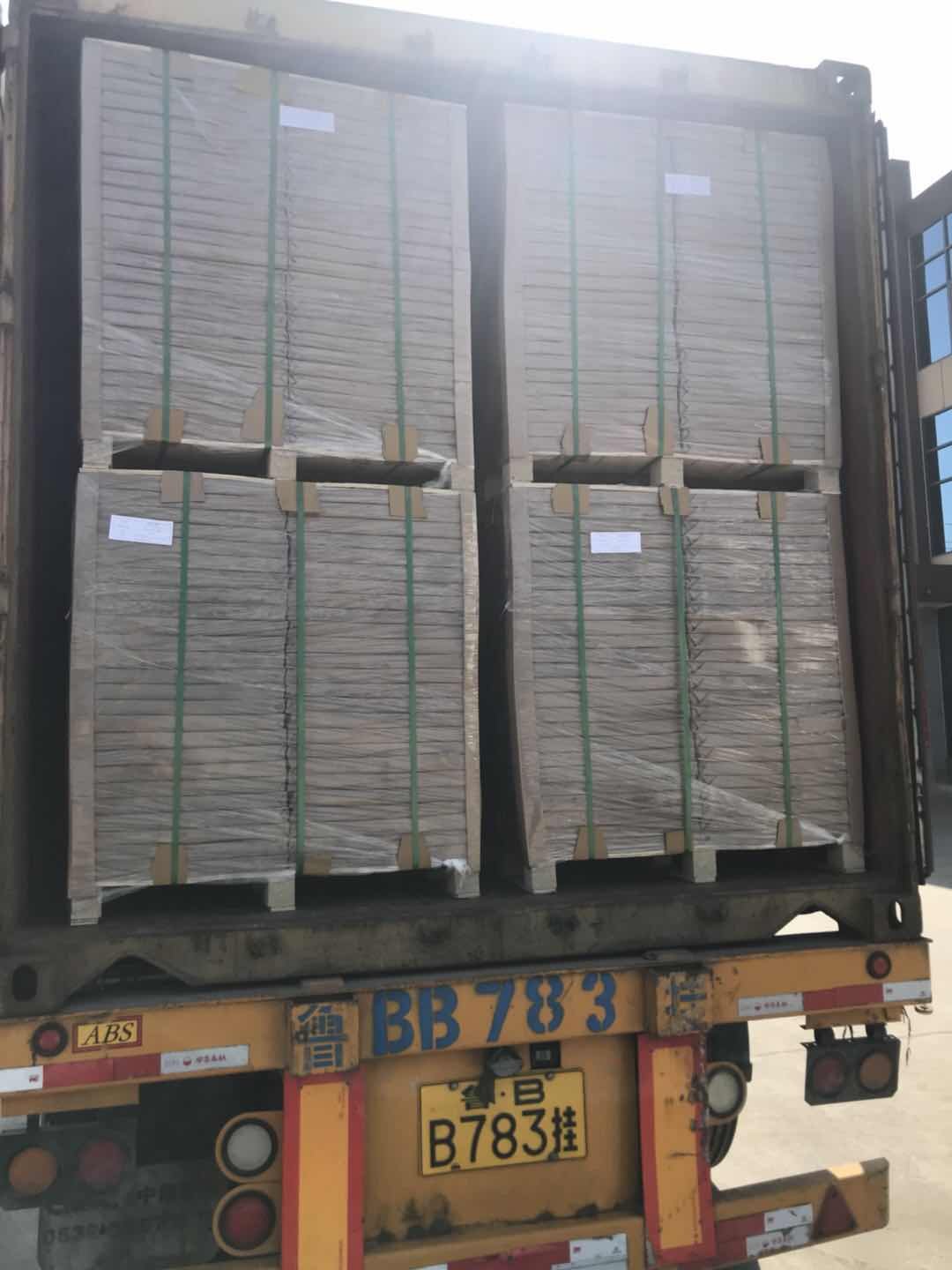 Semi Glossy Self Adhesive Paper For Label Printing Both Waterbase And Hotmelt Gluewater