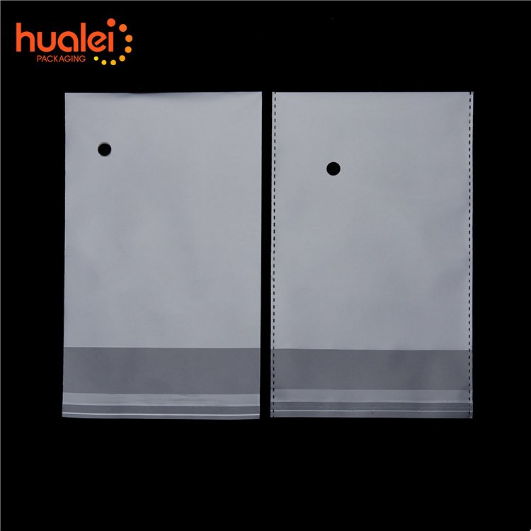 100Pcs/Pack 13cm Width Wholesale Clear Printed Self Adhesive Seal Cookie Opp Cellophane Bag With Aircraft Hole