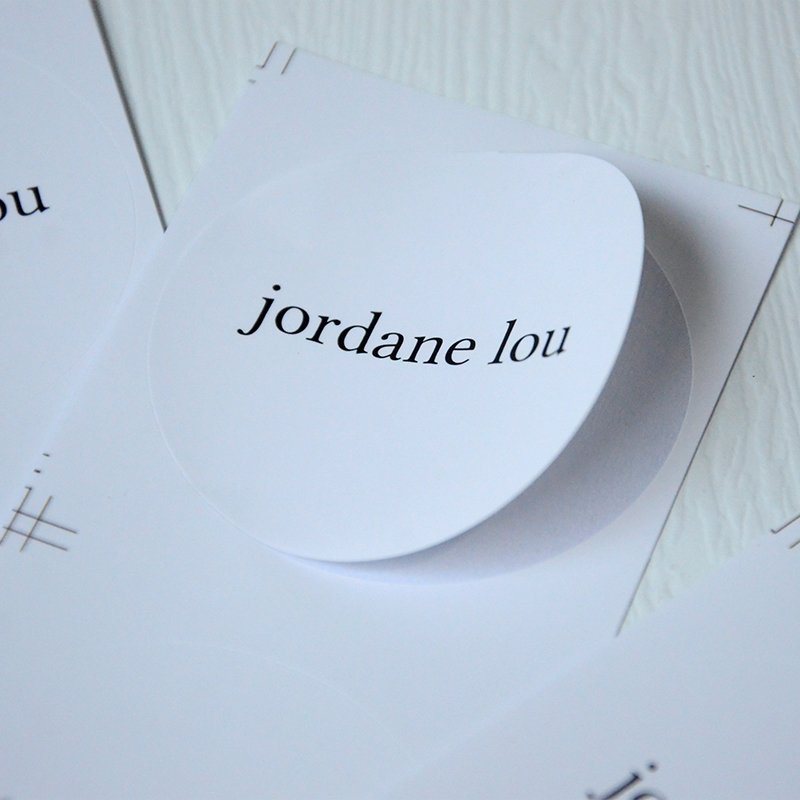 Cheap and best-selling circle custom brand logo printing adhesive round label circle sticker