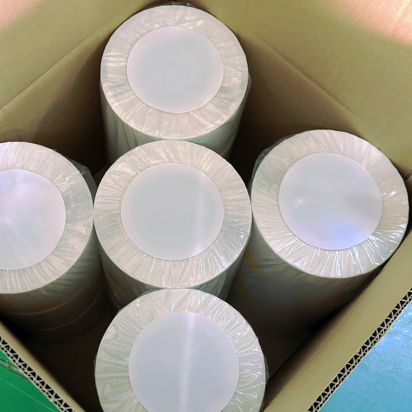Direct Thermal ECO Self Adhesive Paper with White Glassine Liner Label Sticker Roll