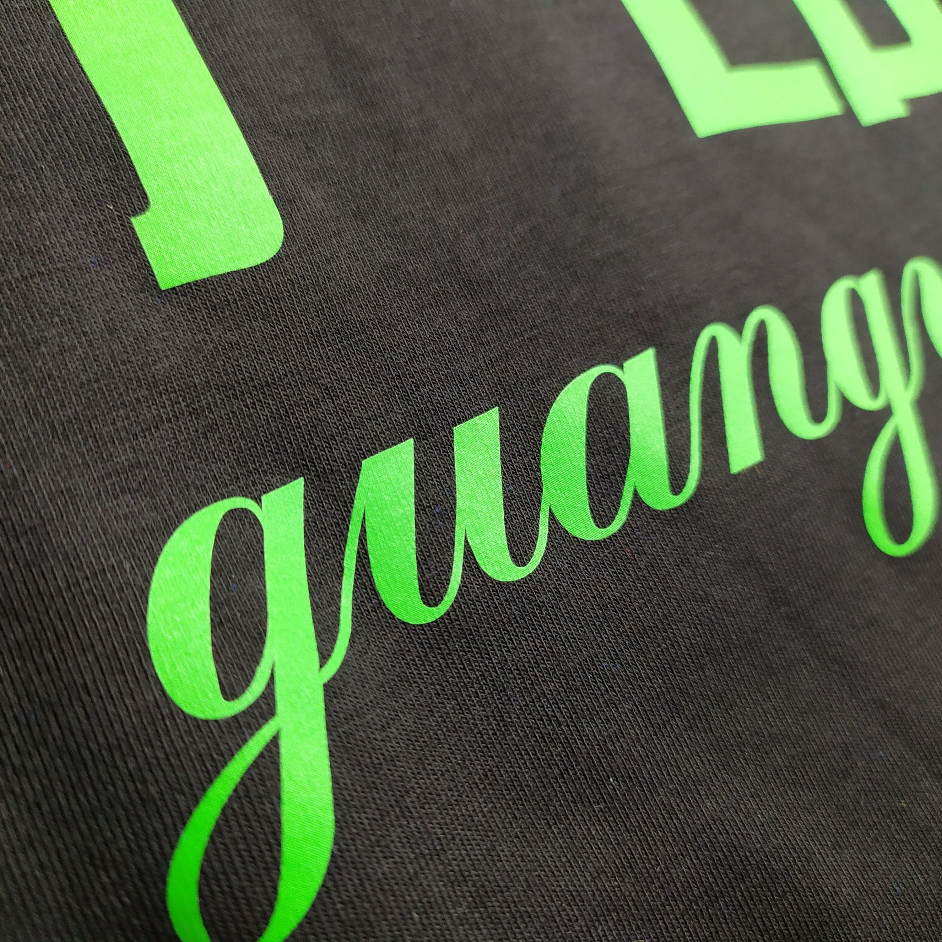 Guangyintong PVC Sticky Heat Transfer Vinyl Shiny Film for Clothing Self Adhesive Safety Material