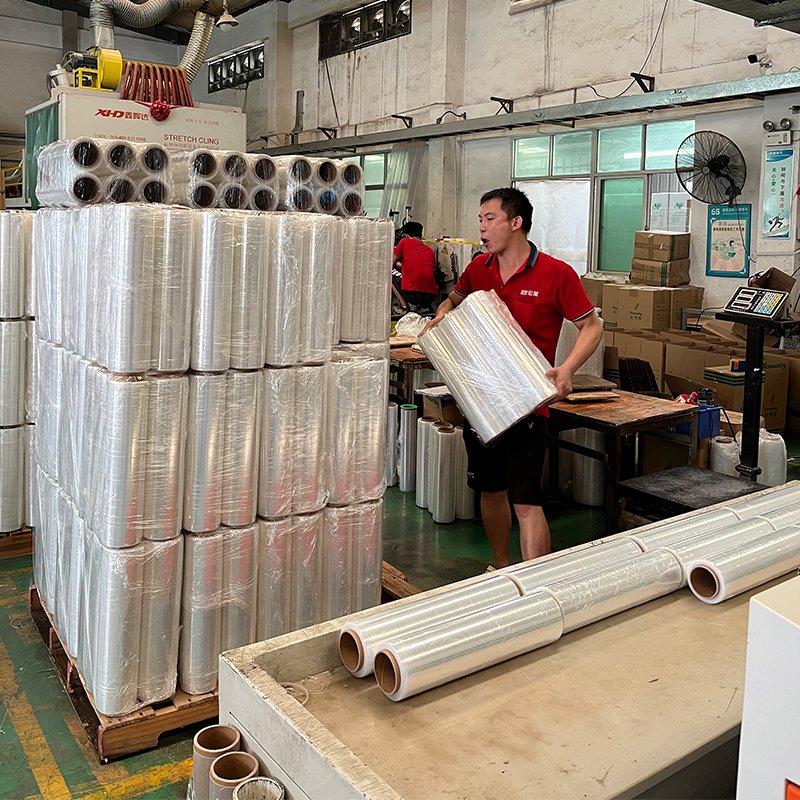 Wrapping Film Cheap Low Price Customized 3kg Plastic Shrink Pallet Packaging Self Adhesive Transparent LLDPE Hand Wrapping Film