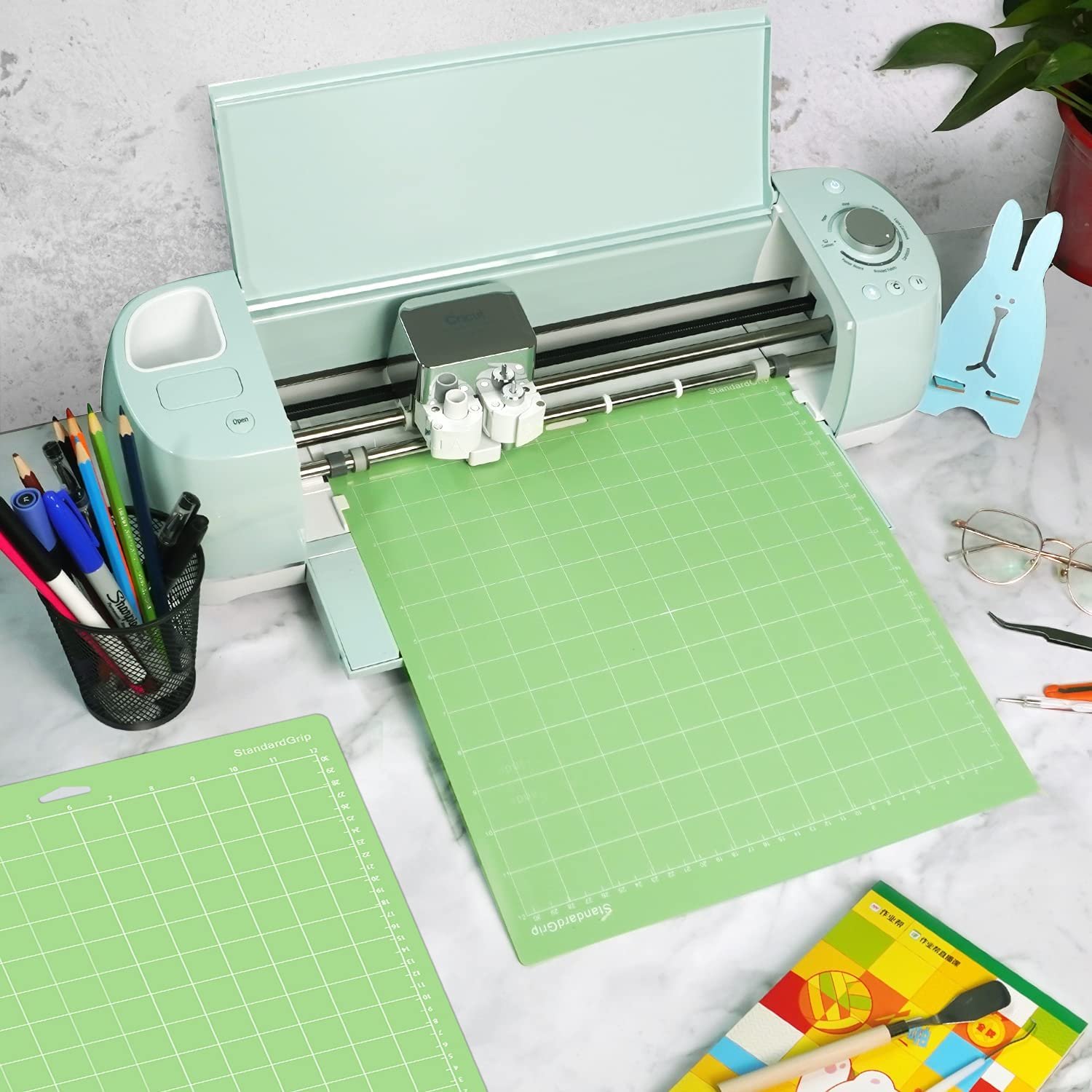 StandardGrip LightGrip StrongGrip Adhesive Sticky 3 size 12*12inch Quilting AQM Silicone Cutting Mat