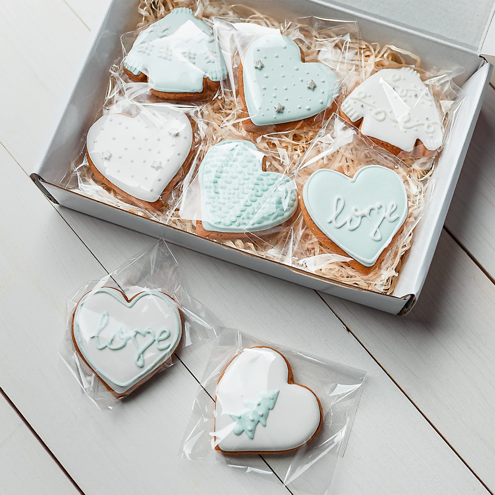 ECO-friendly Self Sealing Cellophane Bags 4x4 Inches Clear Resealable Bags Self Adhesive Individual Cookie Bags for Packaging