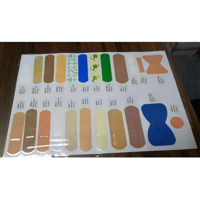 Band-Aid Flexible Fabric Adhesive Bandages Performance Series Bandages Extreme Hold Adhesive Technology