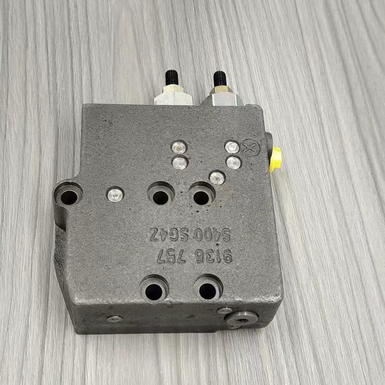 Rexroth A11VO-145DRS Hydraulic Solenoid Proportional Flow Control Valve Directional Pressure Regulation Fittings