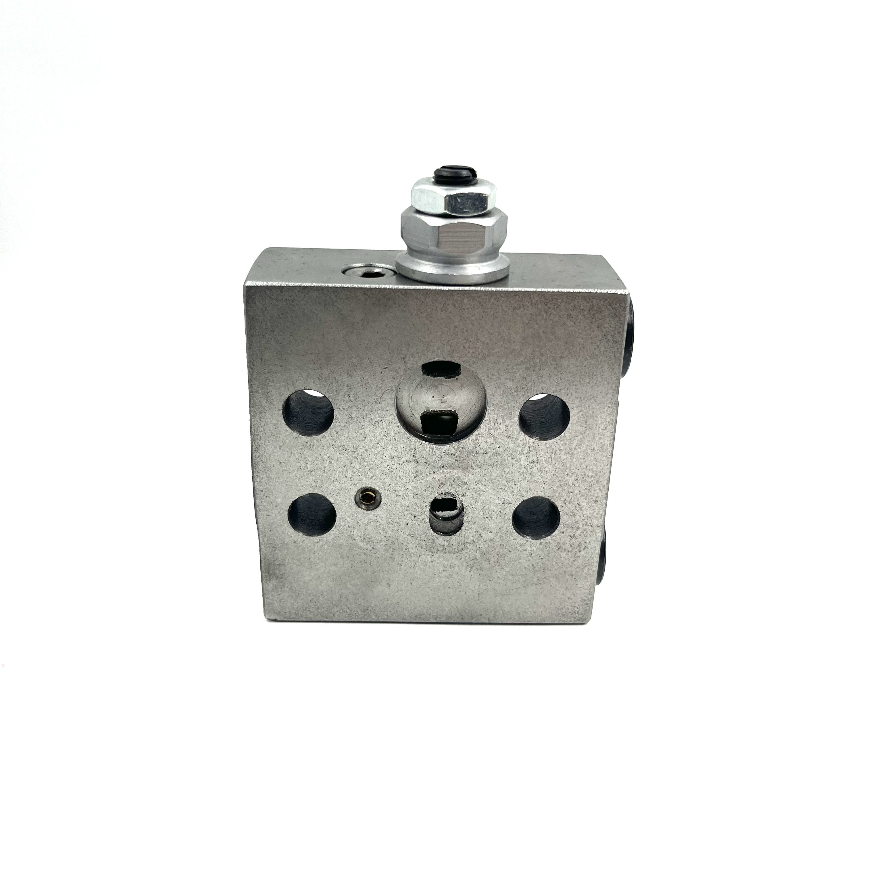 Excavator Parts PC200 Pressure Reducing Valve Hydraulic Parts Control Valve Pilot Valve OE NUMBER 723-40-71900
