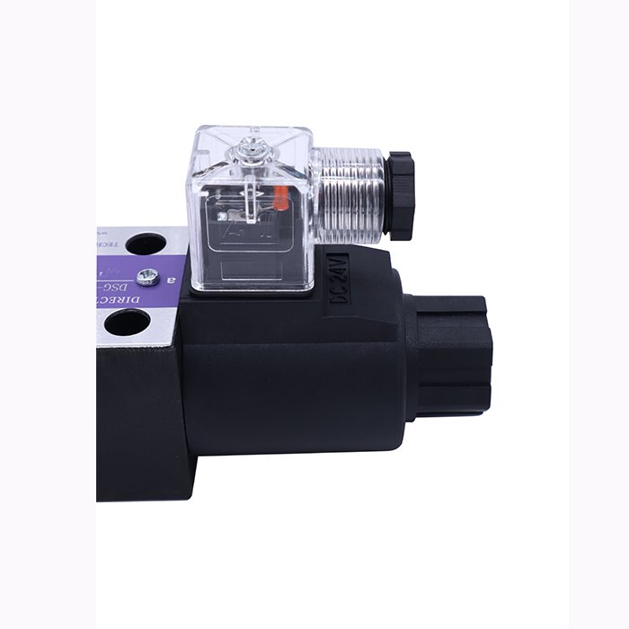 Factory price solenoid direction control valve yuken brand solenoid operated directional valve DSG