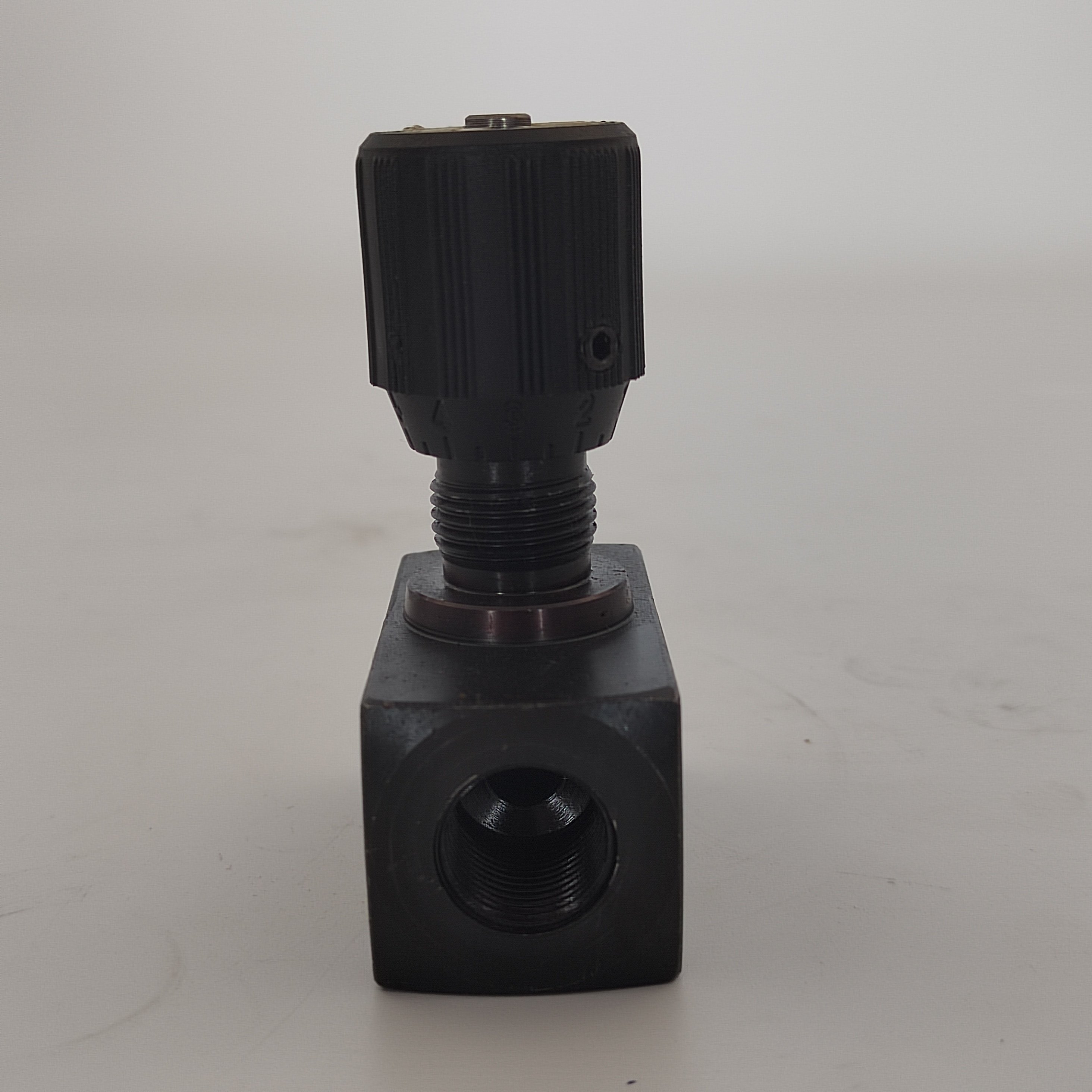 Tubular stop valve DV10-1-10Z/2 Hydraulic