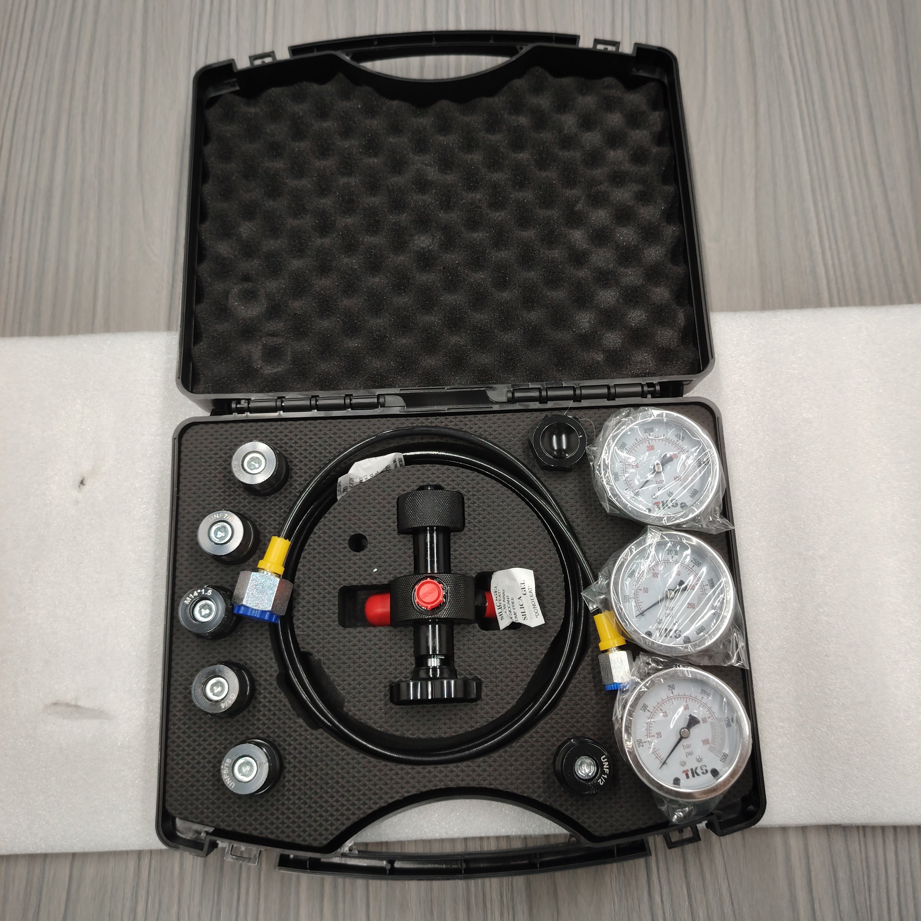 Hot sell Hydraulic Accumulator Nitrogen Charging Filling Gas Valve Test Kit
