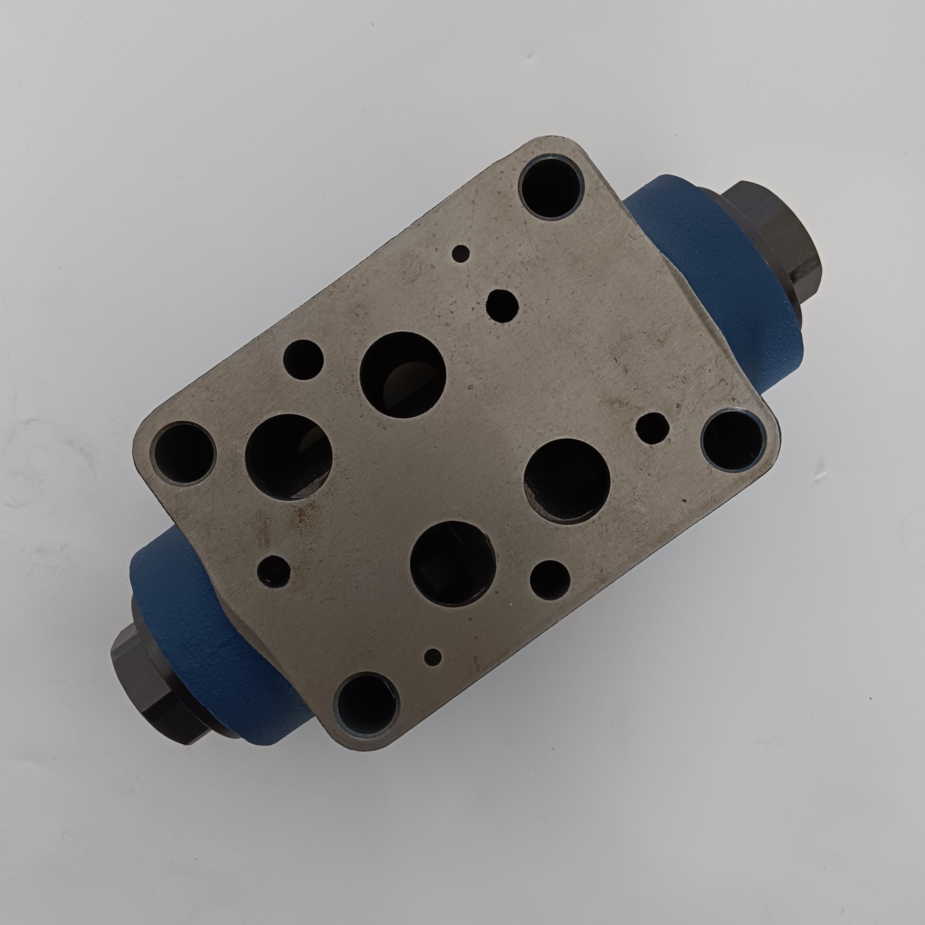 Best Selling Z2S16-1-30Z Stacked Hydraulic Control Check Valve Pipe Type Liquid Control Valve Hydraulic Control Valve