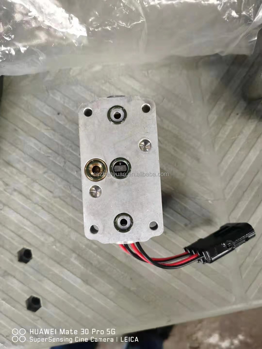 Pressure Control Pilot ZY MCV116 MCV116B MCV series MCV116B2102D DHA00196 2PCB0070-1 Hydraulic control valve