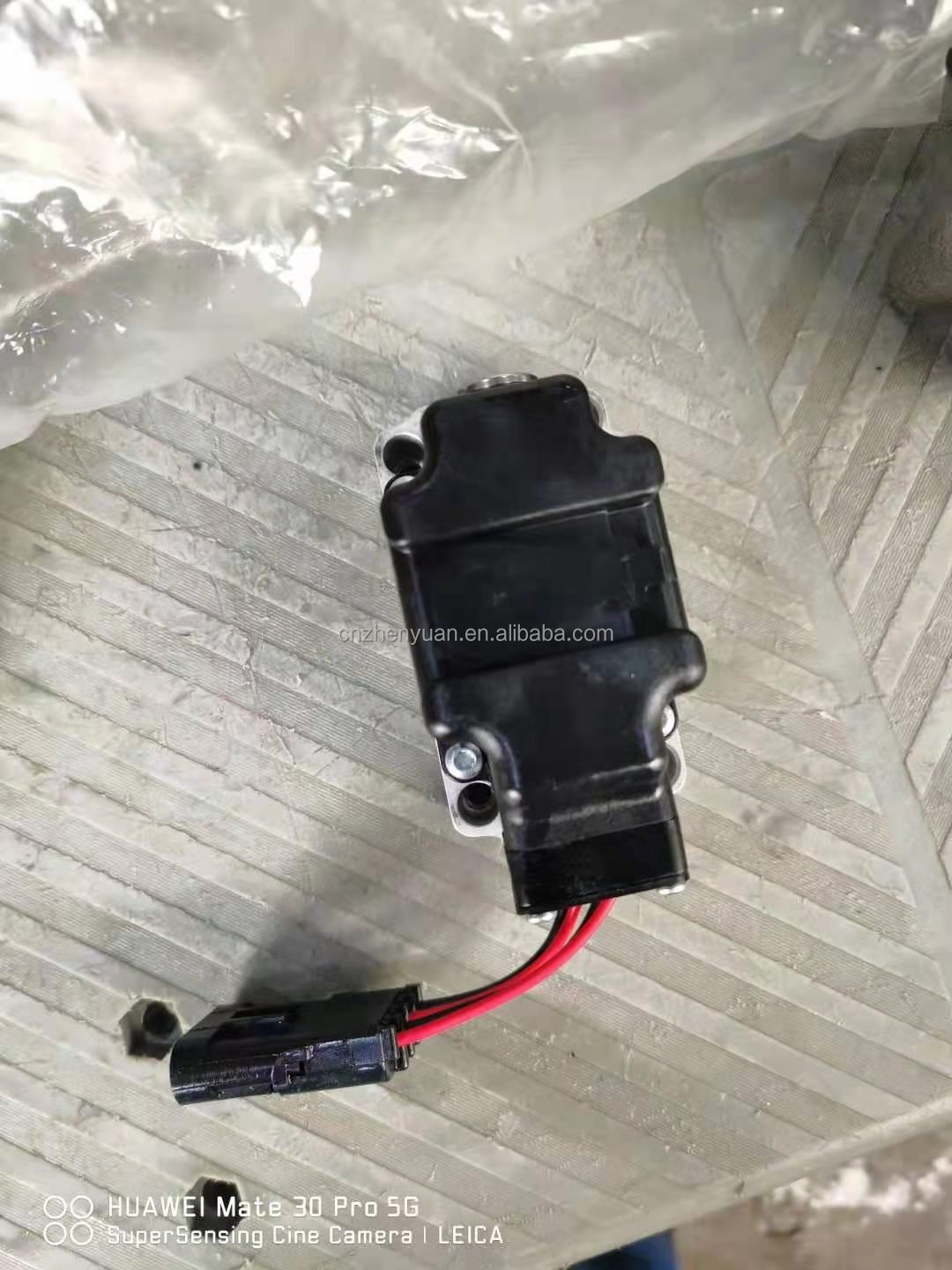 Pressure Control Pilot ZY MCV116 MCV116B MCV series MCV116B2102D DHA00196 2PCB0070-1 Hydraulic control valve