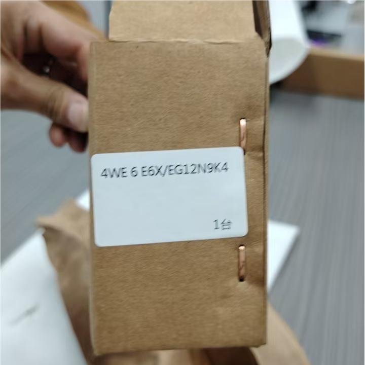 New Rexroth 4WE 6 E6X/EG12N9K4 Hydraulic Directional Control Solenoid Valve Pressure Control Valve