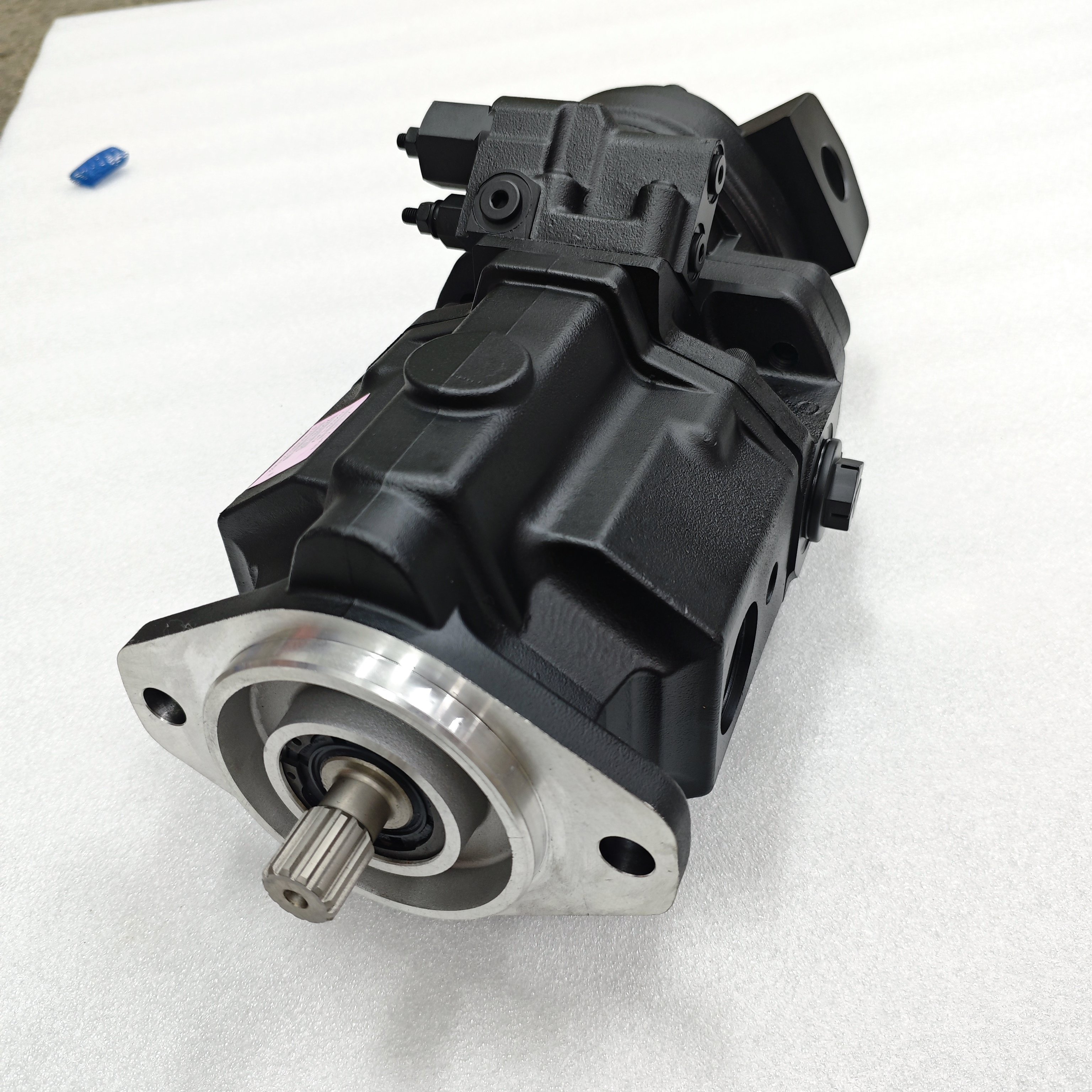 AAHLAM01010AA000 00A0A High-Pressure Hydraulic Piston Pump OEM 70453-LBG 78453-LAV 70423-LBA for Truck Hydraulic Parts