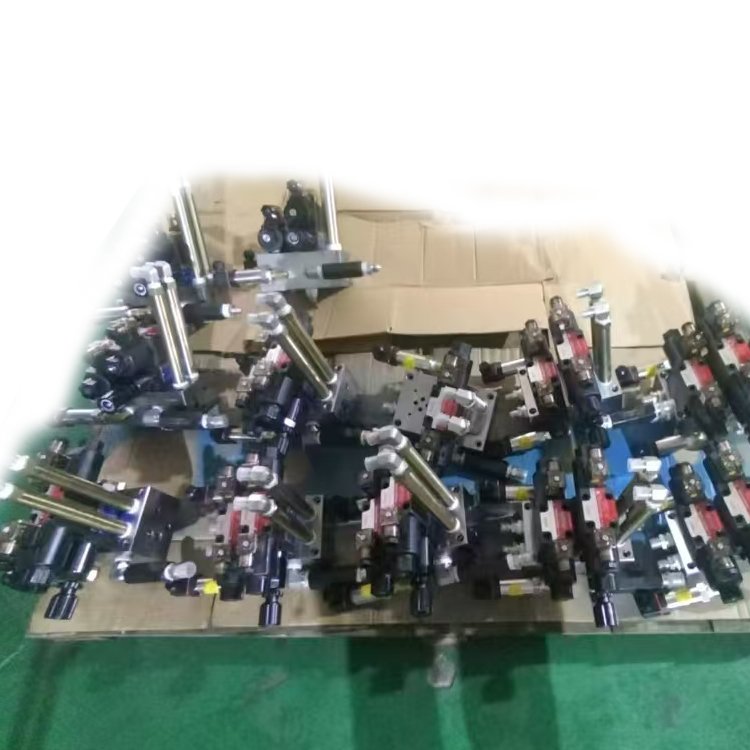 2024 Factory Wholesale Customization: Install 1 oil circuit block and 2 solenoid valves into a hydraulic valve group