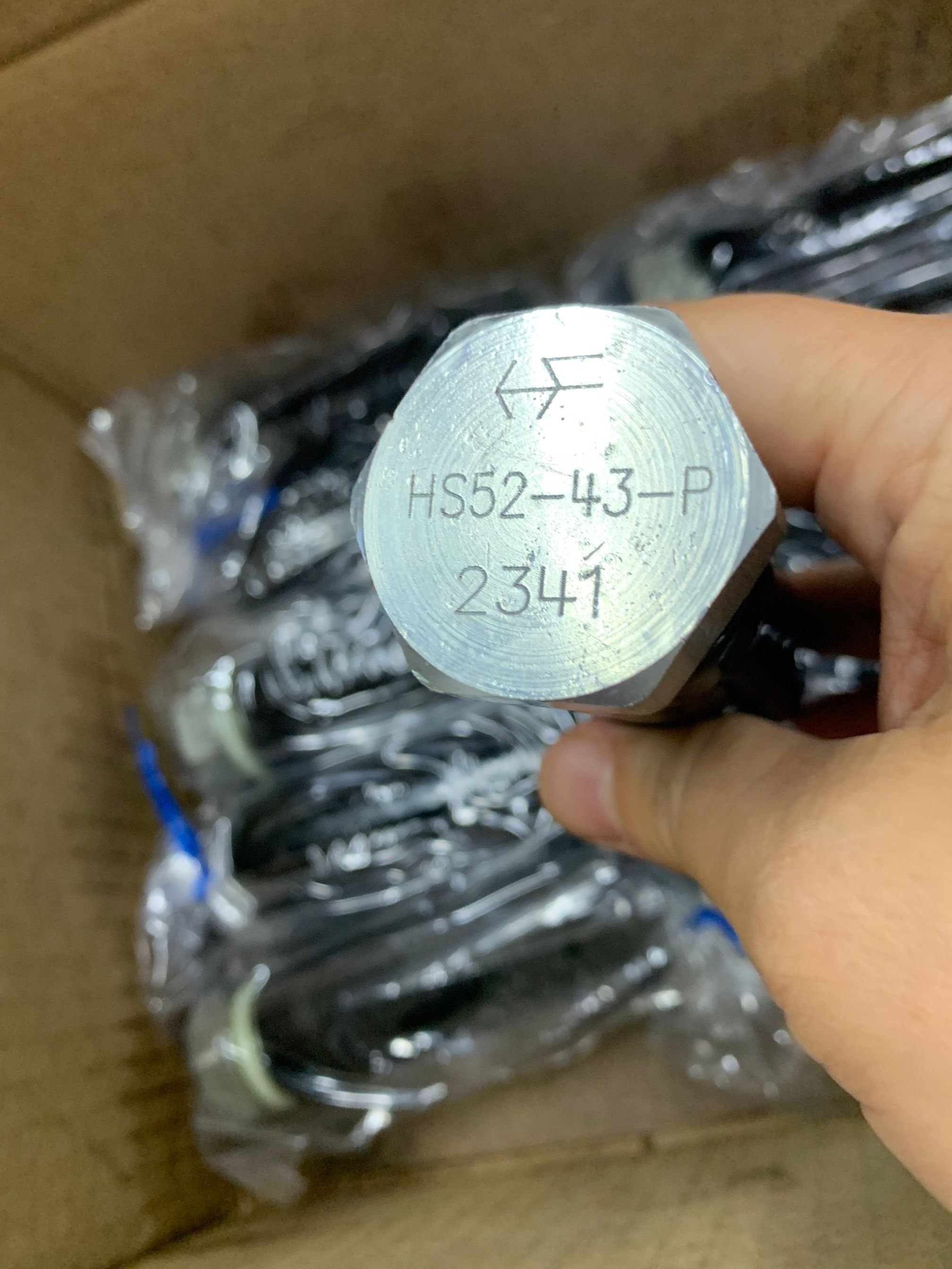 HS52-43 HS52-43-P HS52-43-0-P HS50-43-0 HS52 HYDRAFORCE origin SHUTTLE valve genuine made in USA competitive in stock