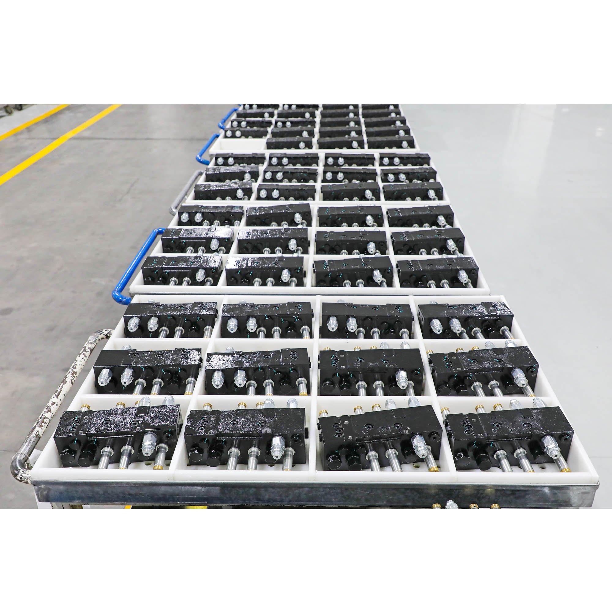 3 Way Hydraulic Valve High Flow Manual Control Hydraulic Directional Control Valve with Levers