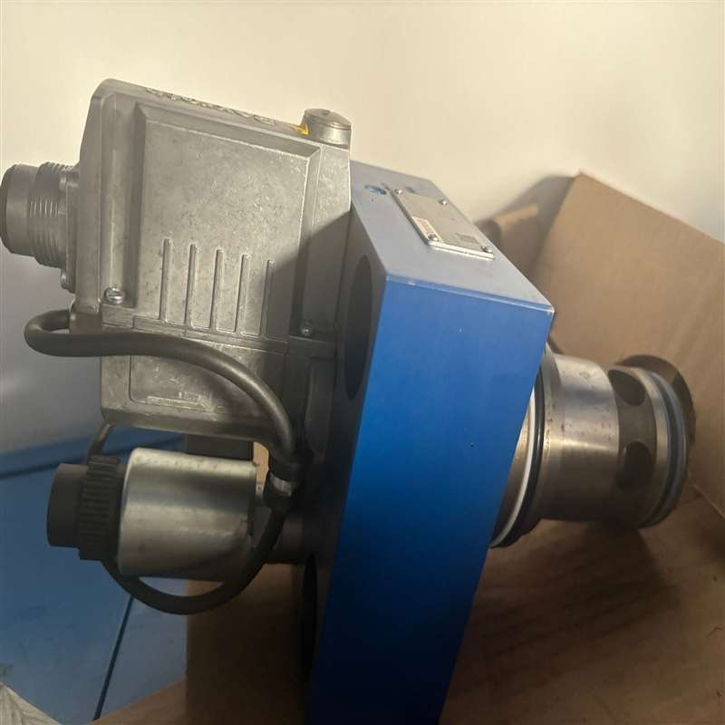 Original Rexroth FESE32 FESE63 FESE50 hydraulic control valve 2WFCE40S500L-10/M/24G1 cylinder proportional throttle valve