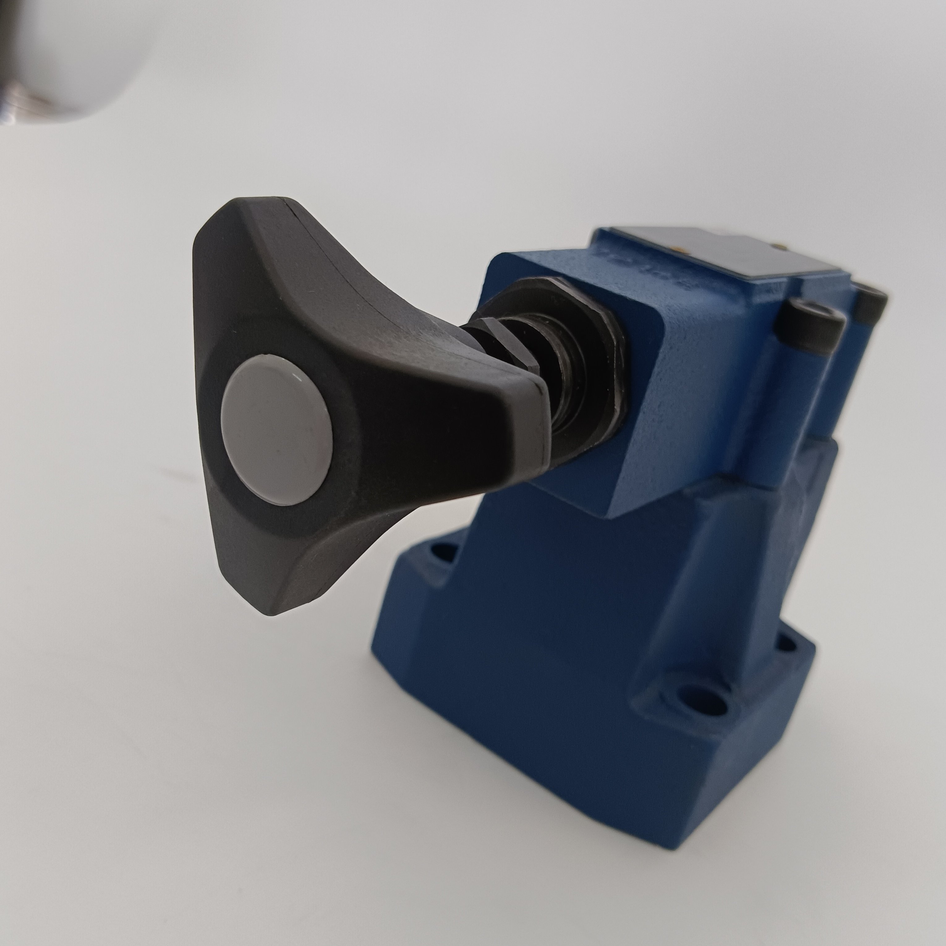 DBD type relief valve direct acting relief valve