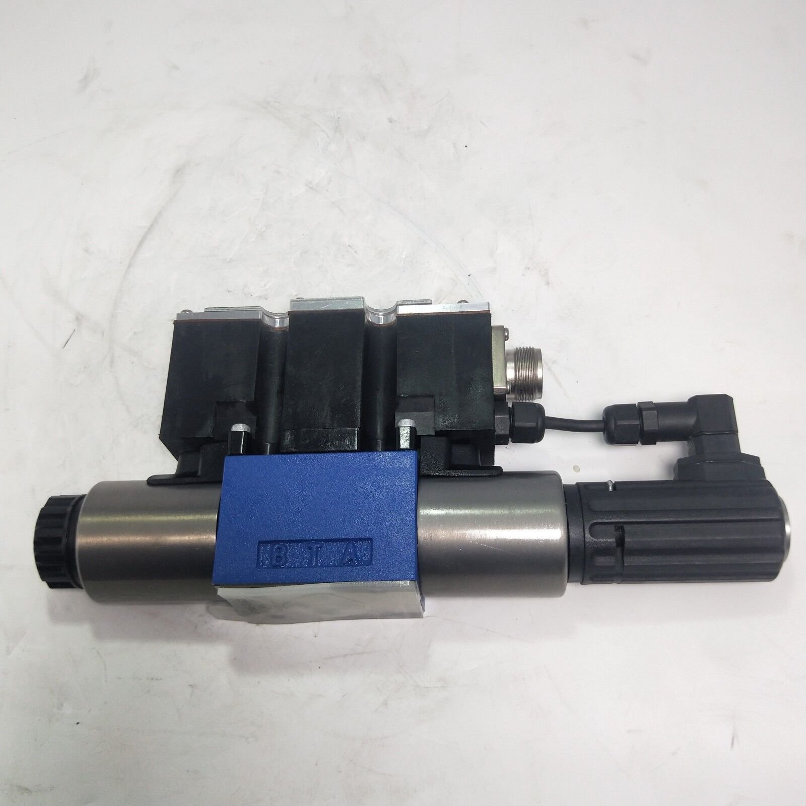 ZHENYUAN 4WRE 4WREE 6 E08 Series Hydraulic proportional directional valve 4WREE 6 E08-22/G24K31/A1V-655