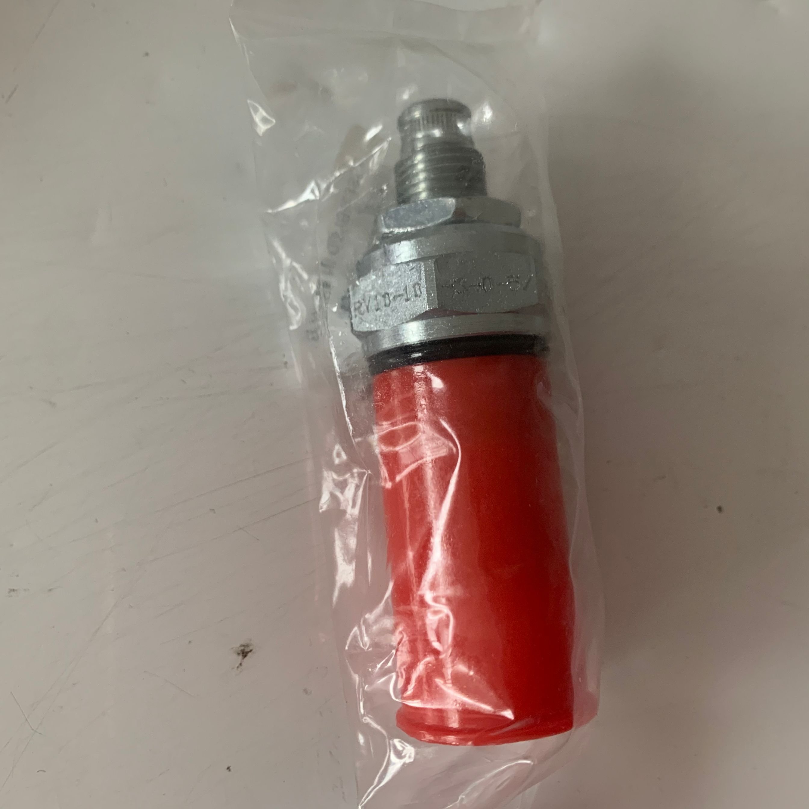 RV10-10-S-0-5/ RV10 10 S 0 5/ 02-113069 RV1010S05 EATON VICKERS Original relief valve SUN hydraulics Hydraforce Rexroth manifold