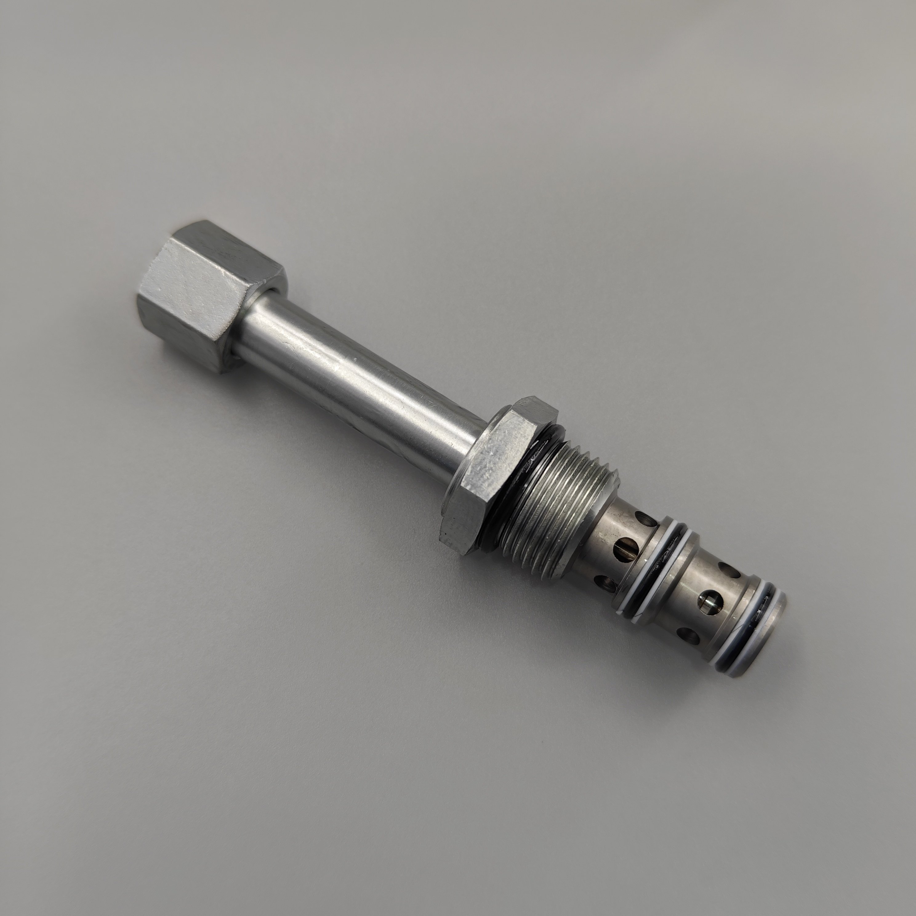 Popular Cartridge Solenoid Valve SV4-10-3 Eaton 3-way 2-position Spool Type Solenoid Valve Hydraulics In Stock