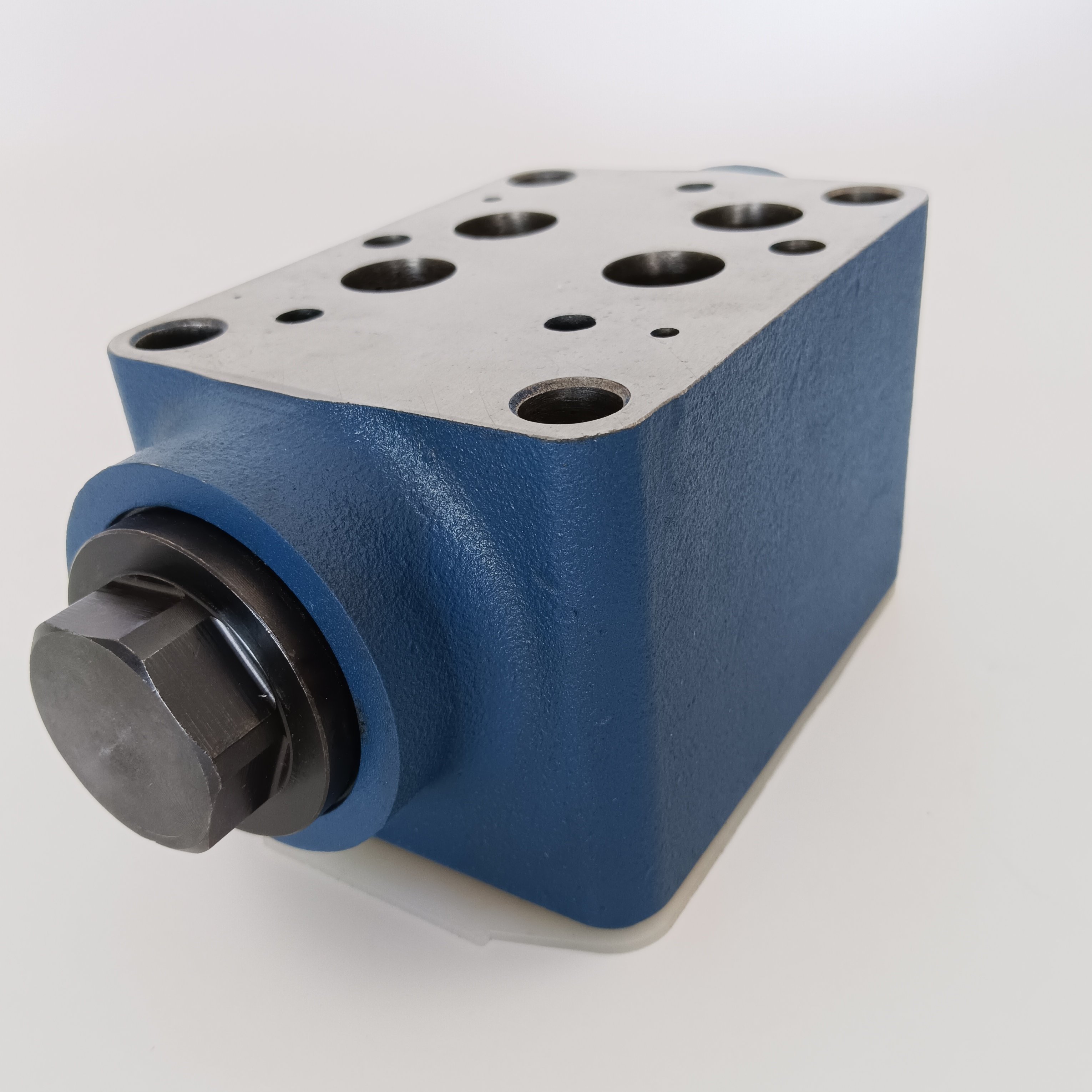 Plate Type Pipe Type Liquid Control Valve Z2S16-1-30Z Stacked Hydraulic Control Check Valve Pipe Type Liquid Control Valve