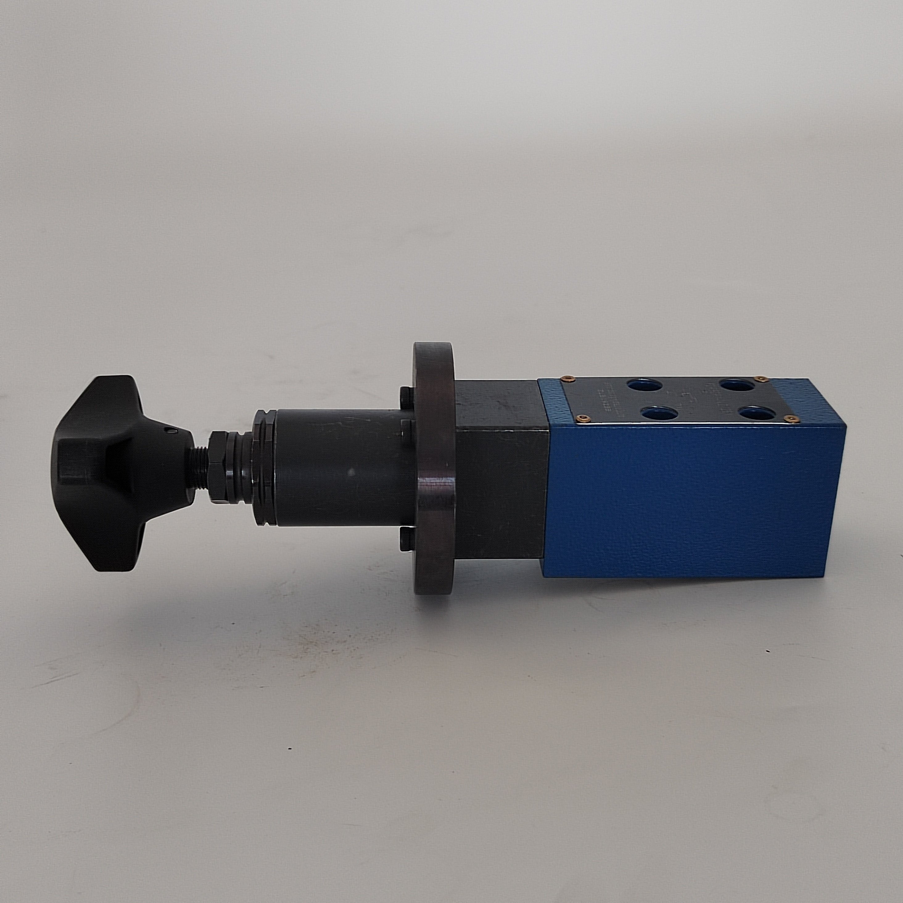 Hydraulic Pressure Reversing Valve for Rexroth FDR5DP1 Condition New Concrete Pump Parts FDR5DP1-14/55Y