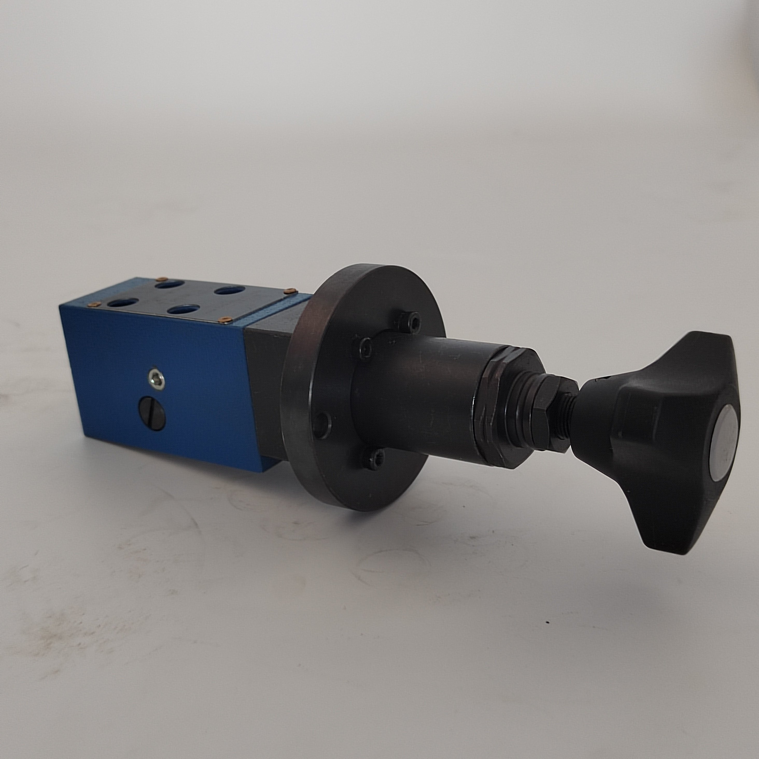 Hydraulic Pressure Reversing Valve for Rexroth FDR5DP1 Condition New Concrete Pump Parts FDR5DP1-14/55Y