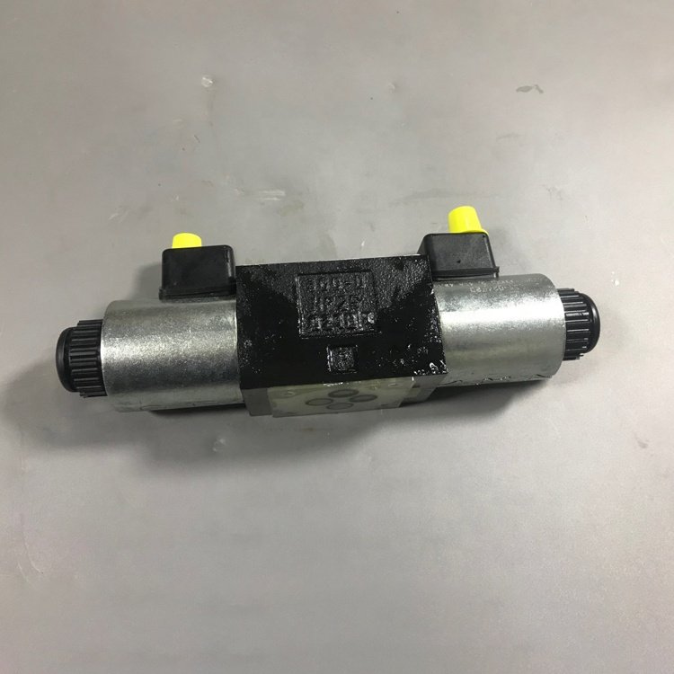 PARKER D1VW020DNJDLJ591 Directional Control Valve - Series D1VW / D1VW*EE