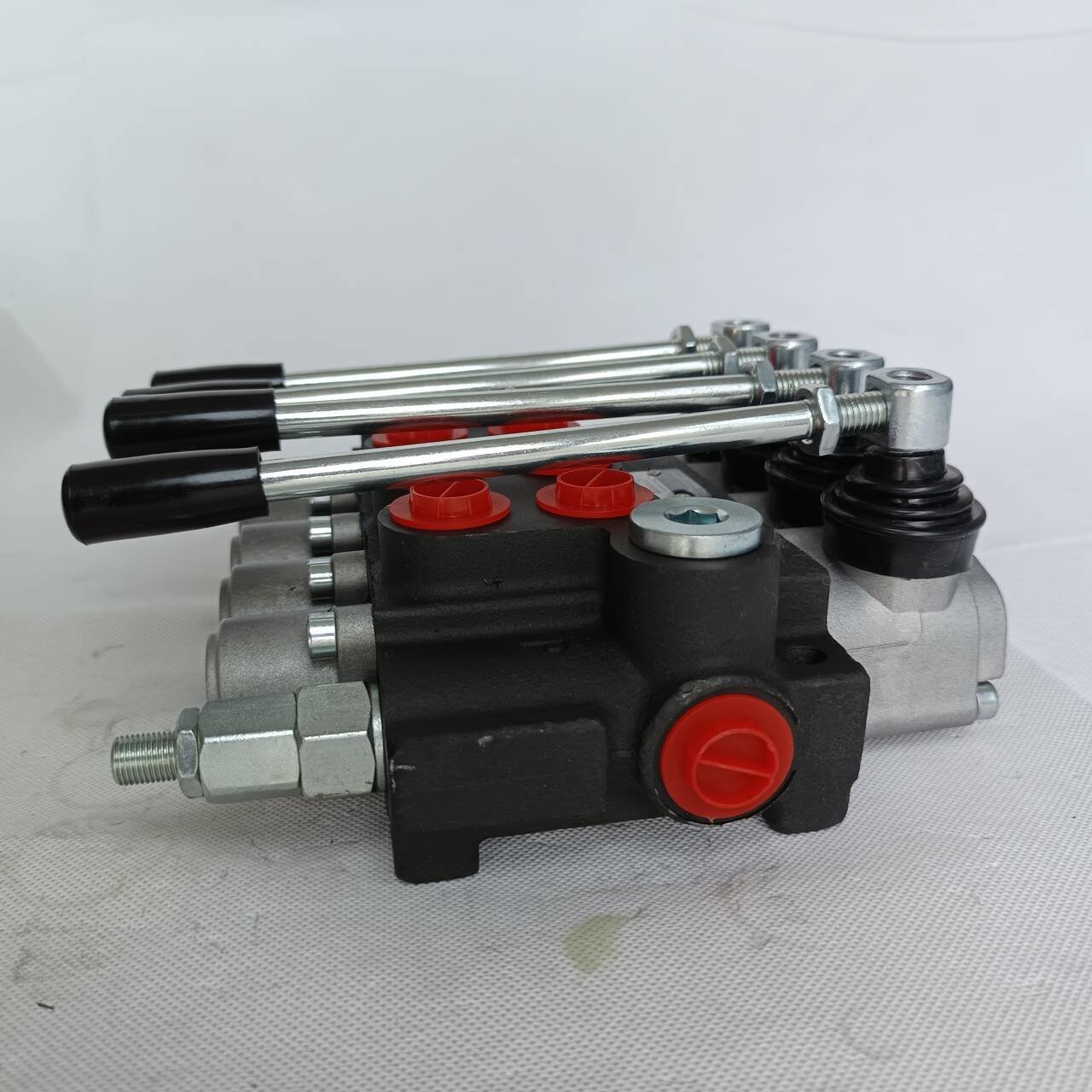 P40-4 4 Spool P40 Hydraulic Monoblock Directional Control Valve For Farm Equipment Manufacturer hydraulic valve for borewell