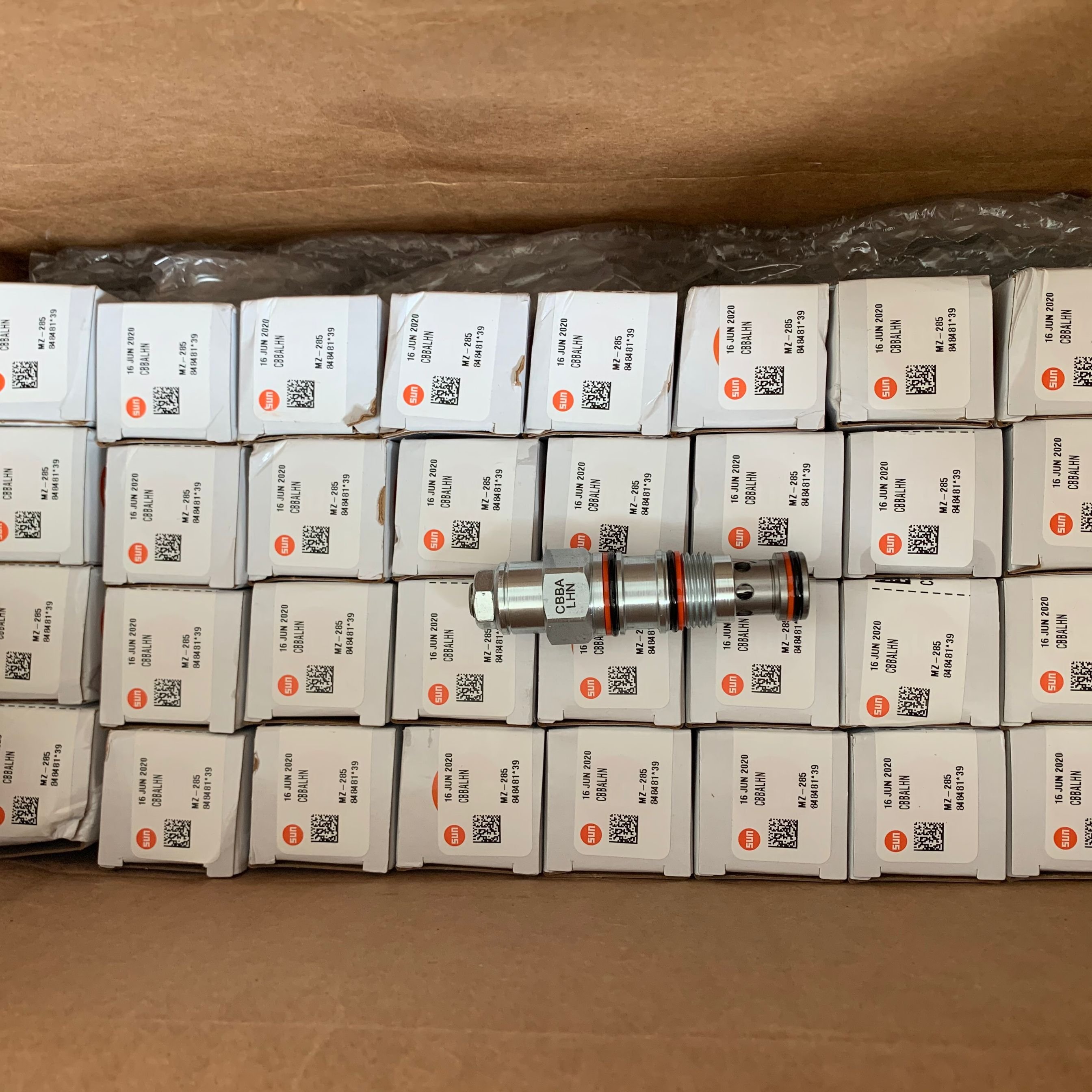 CBBA-LHN CBBALHN CBBA LHN SUN hydraulics Original genuine product cartridge valve standard capacity counterbalance valve stock