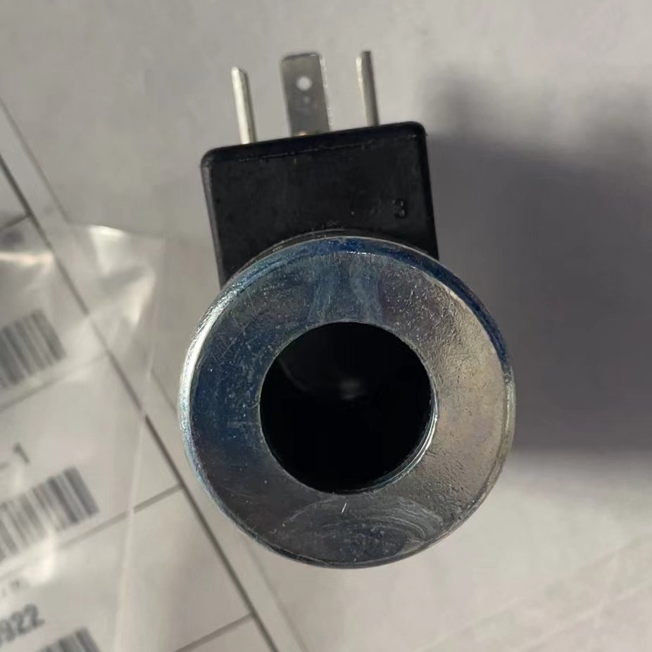 770224 770-224 770224N 770-224N SUN hydraulics Original USA 24 VDC coil with ISO/DIN 43650, Form A connector with TVS Diode