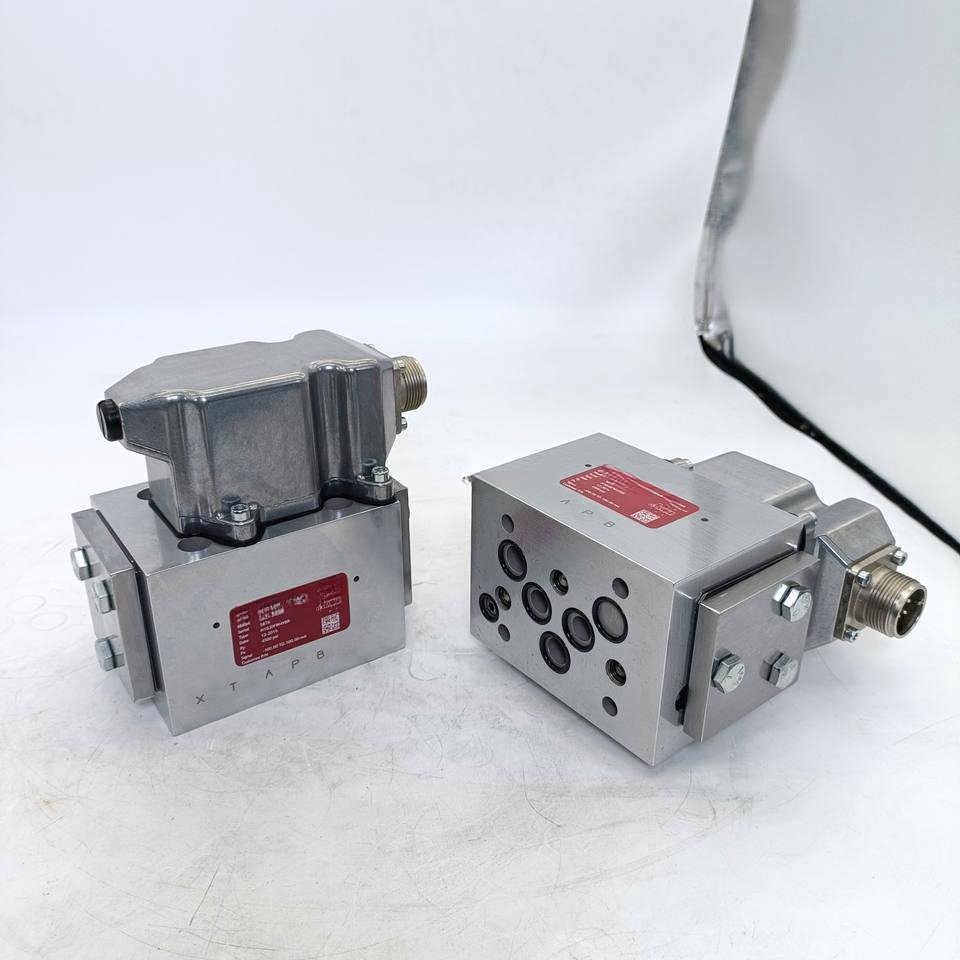 G761-3005B G761-3008B D661-4651 D661-6490C D661-6460C D634-514A D661-4594C Power Plant Servo Hydraulic Valve