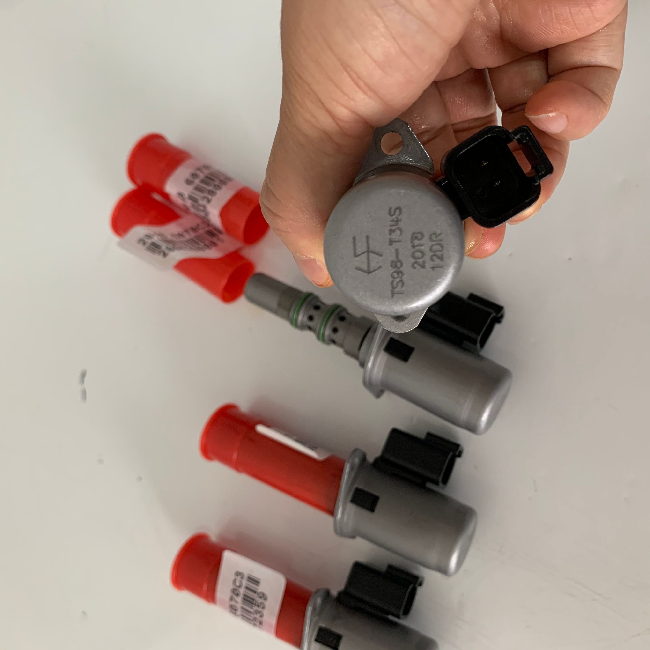 TS98-T34S-0-N-12DR HydraForce original solenoid valve TS98-T34-0-N-12DR TS98-T34S TS98-T34 TS98-T34-0-N-12DR/Z