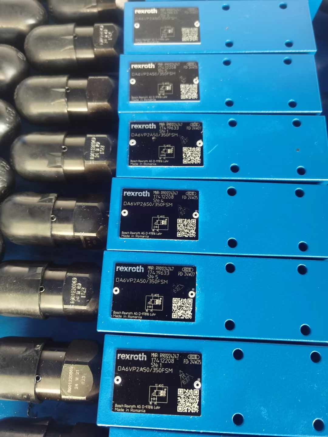 High Quality New Proportional Flow Control Hydraulic R901401742 Directional Valve 4X/MXY/24A1 Directional Control Valve