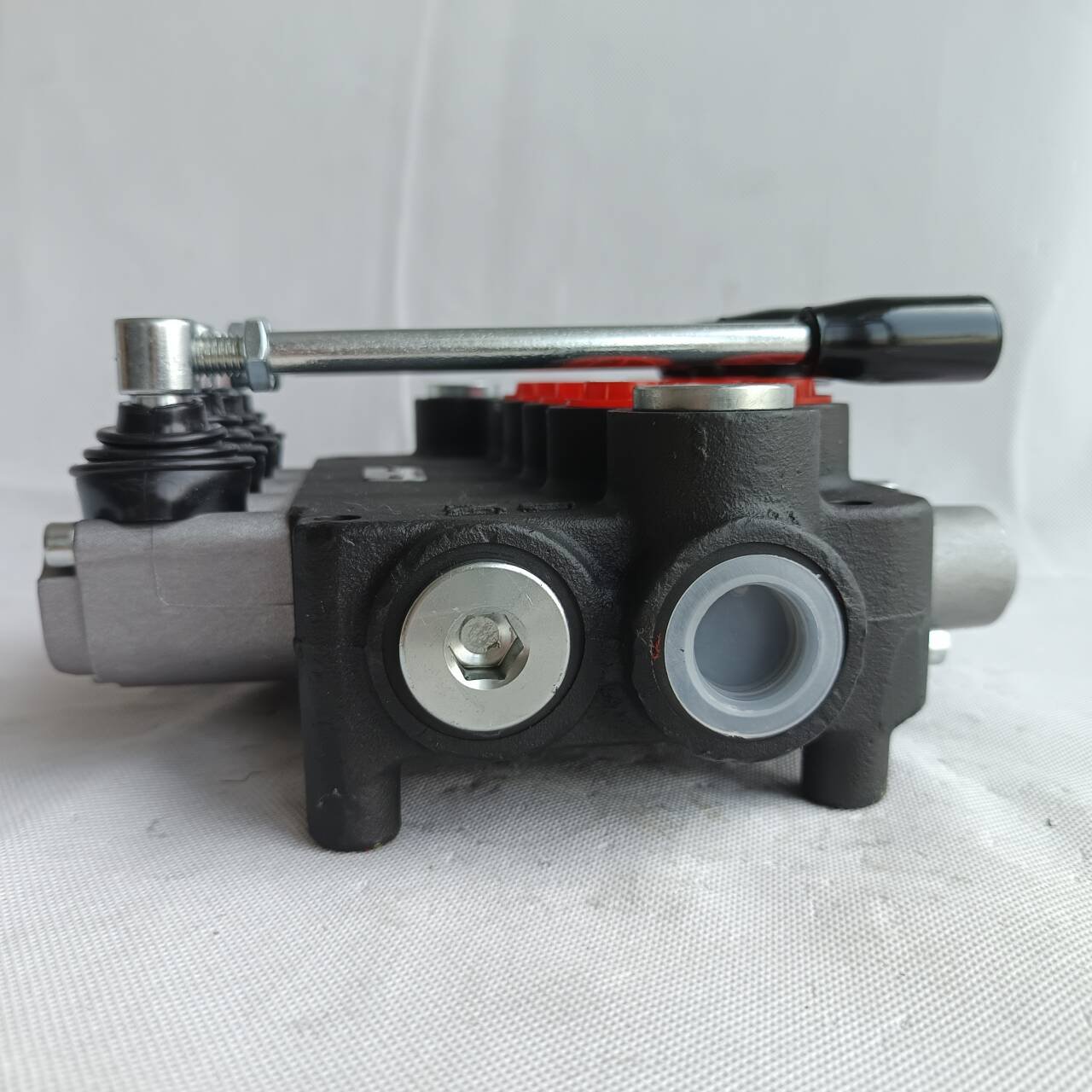 Hot sale P80 Series 4 Spool 4P80 Hydraulic Monoblock Directional Control Valve For Truck 6 lever 70 litres hydraulic valve