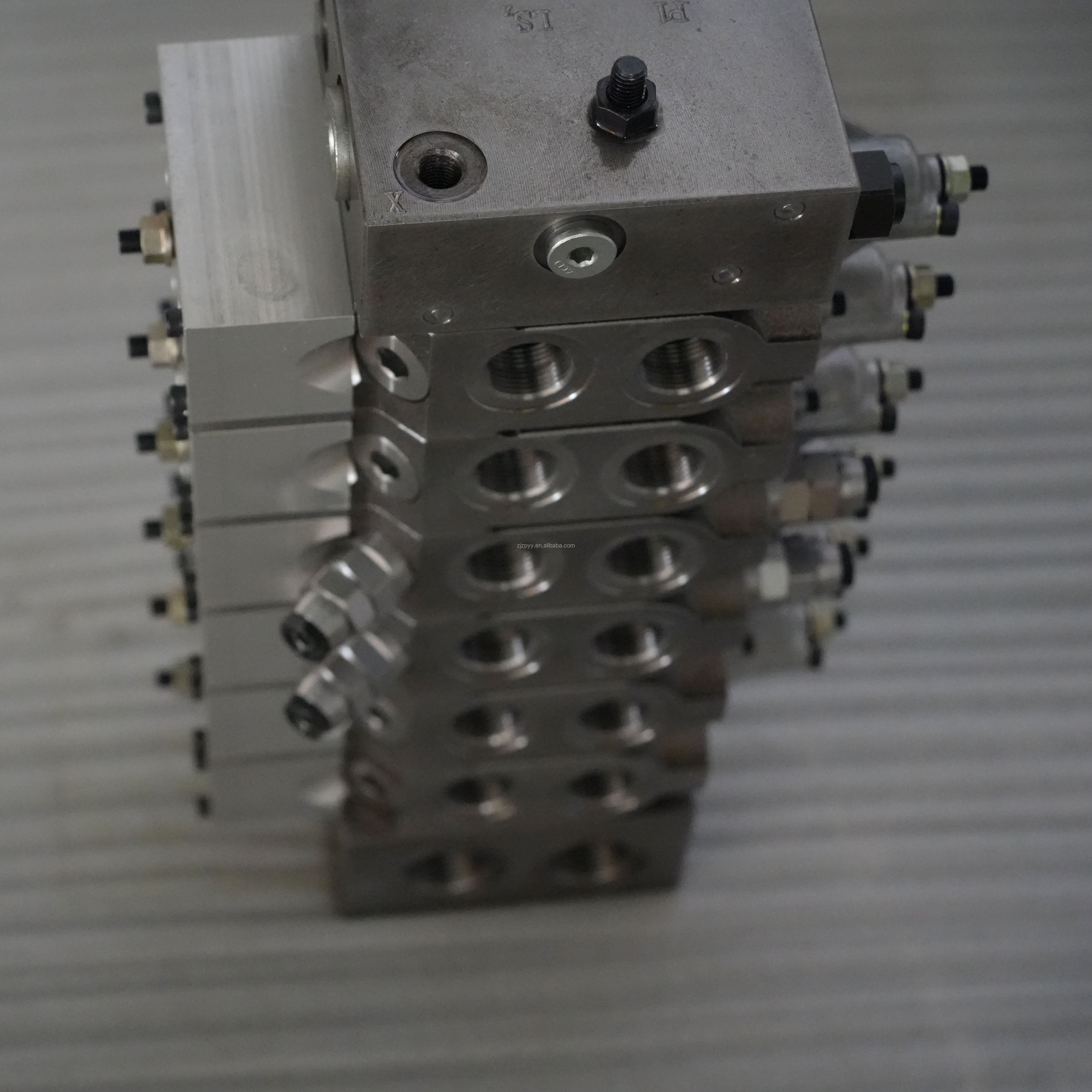 China Manual Operated Directional Valve M4 Series Hydraulic Directional Control Valves