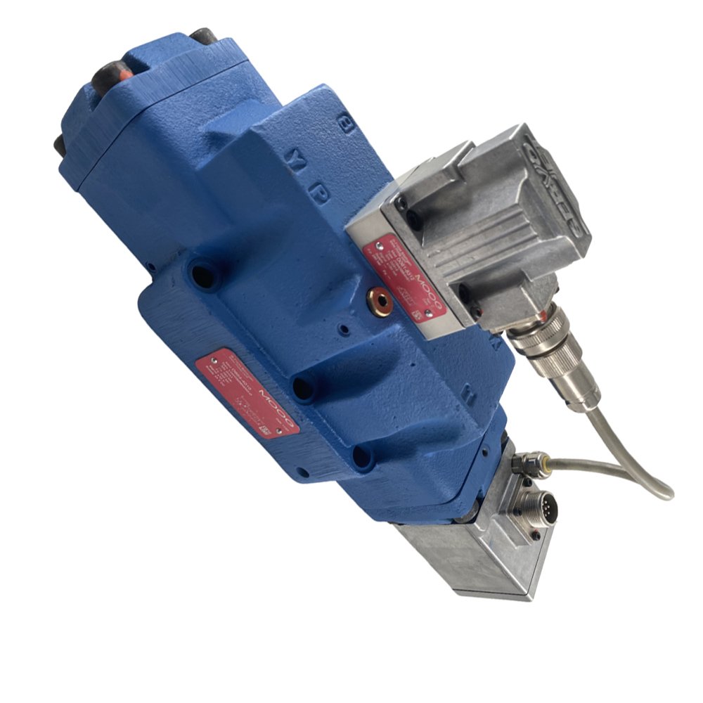 Repairing Vibratory Hammer Replace Electric Hydraulic Servo Valve D061 8312 D664 4010 Moog pump