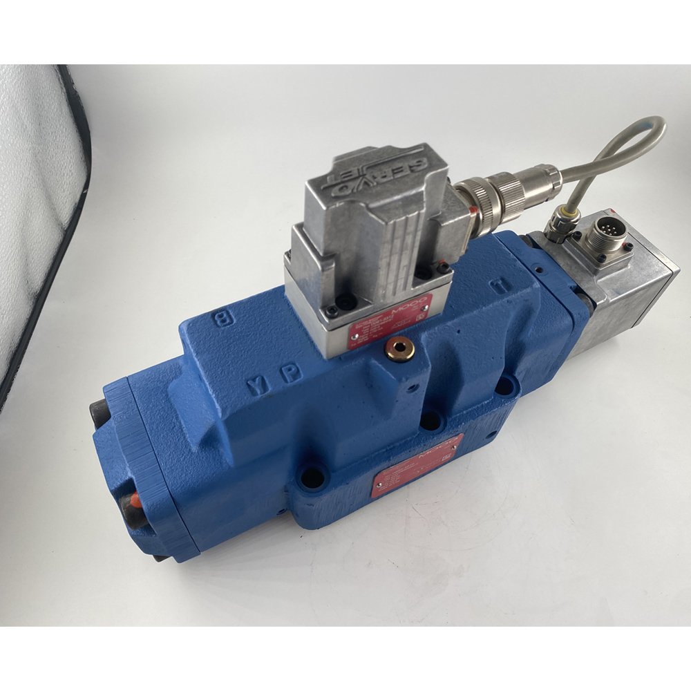 Repairing Vibratory Hammer Replace Electric Hydraulic Servo Valve D061 8312 D664 4010 Moog pump